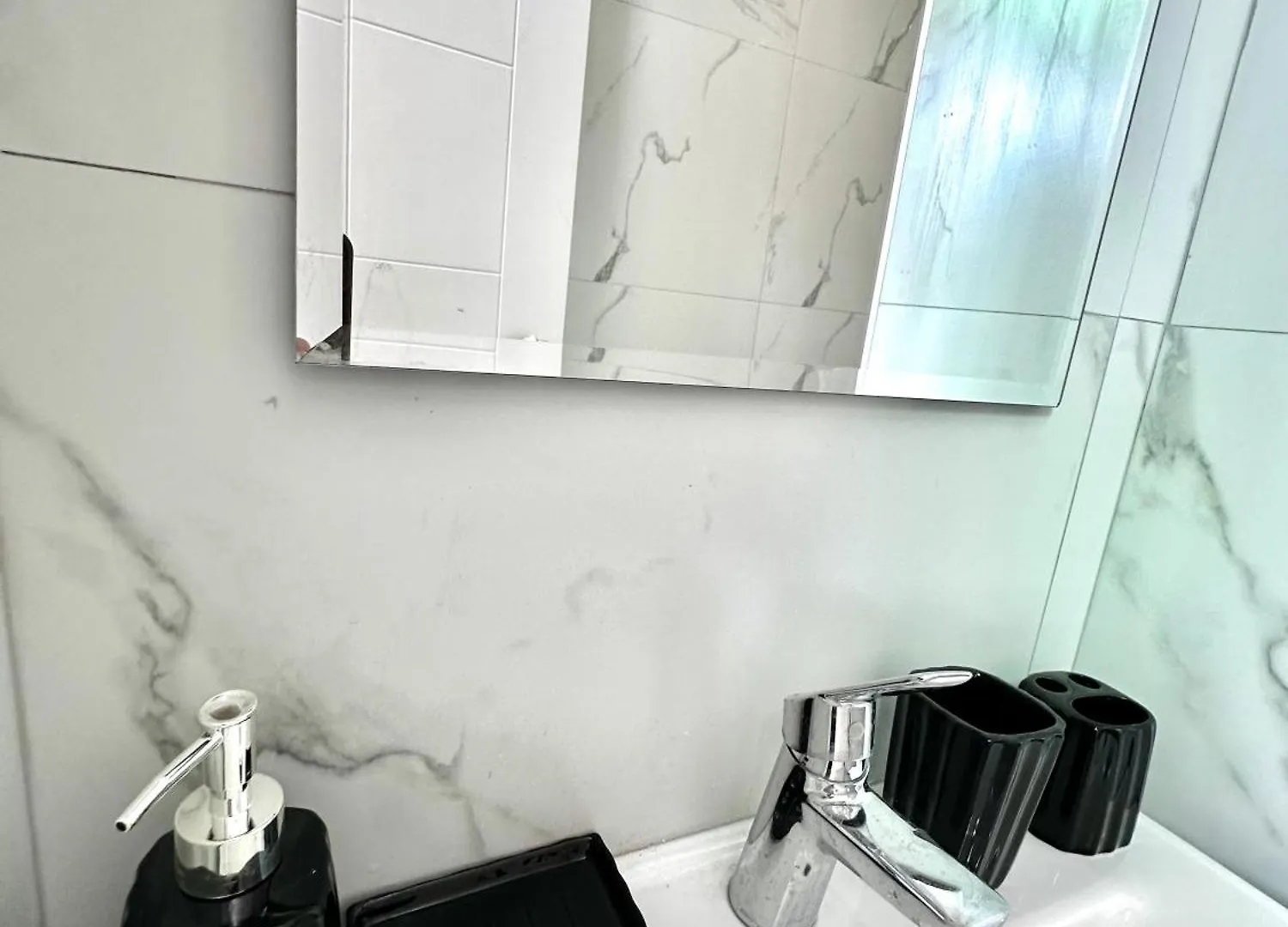 Tirana Apartment Center Jon